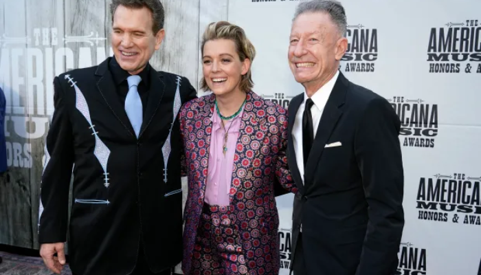 lyle lovett wife